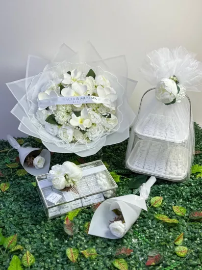 41 Manolya Buketi 160 Çikolatalı Set