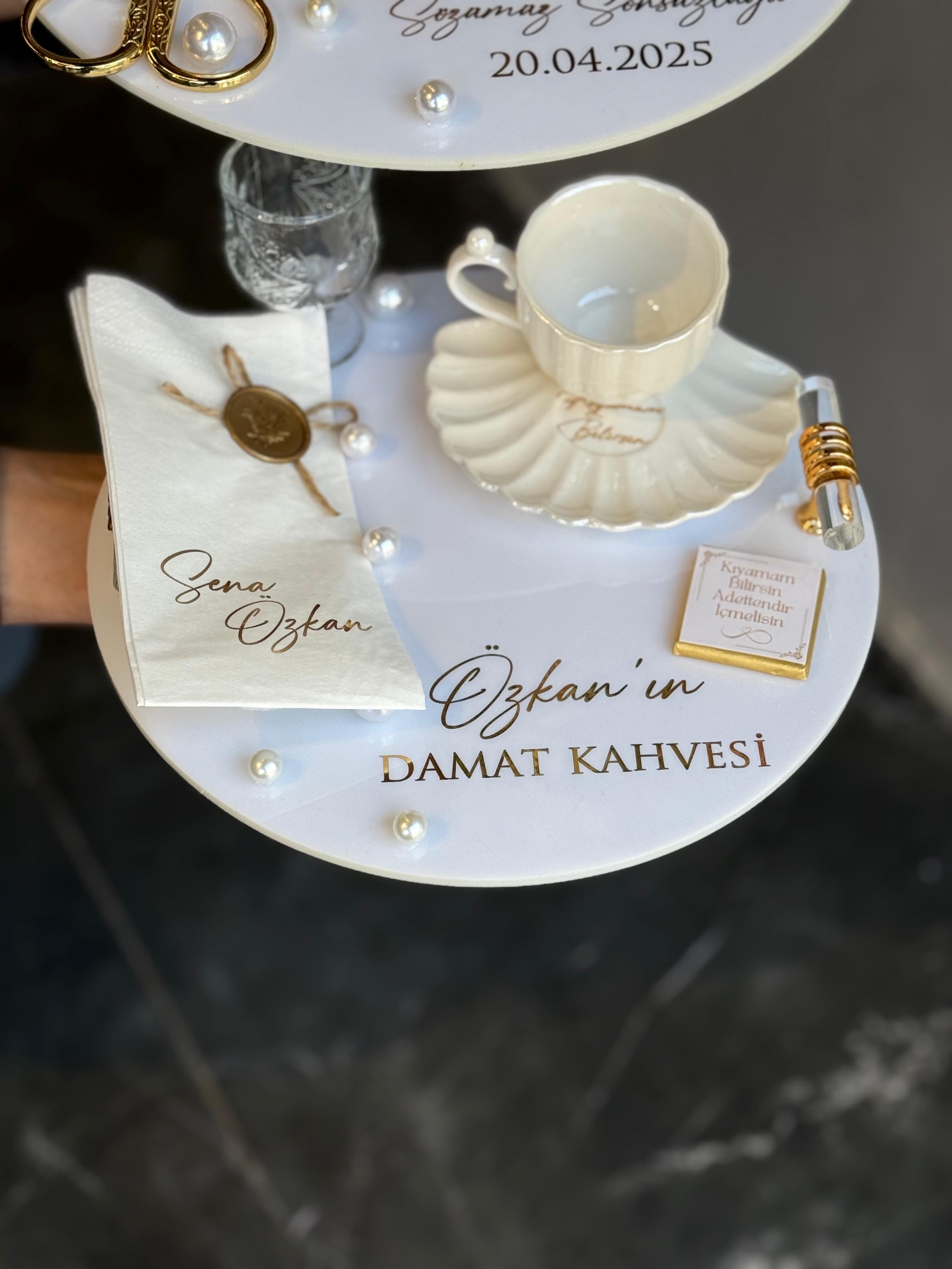 Yuvarlak Pleksi Tepsi & İstiridye Fincanlı Damat Kahvesi Seti
