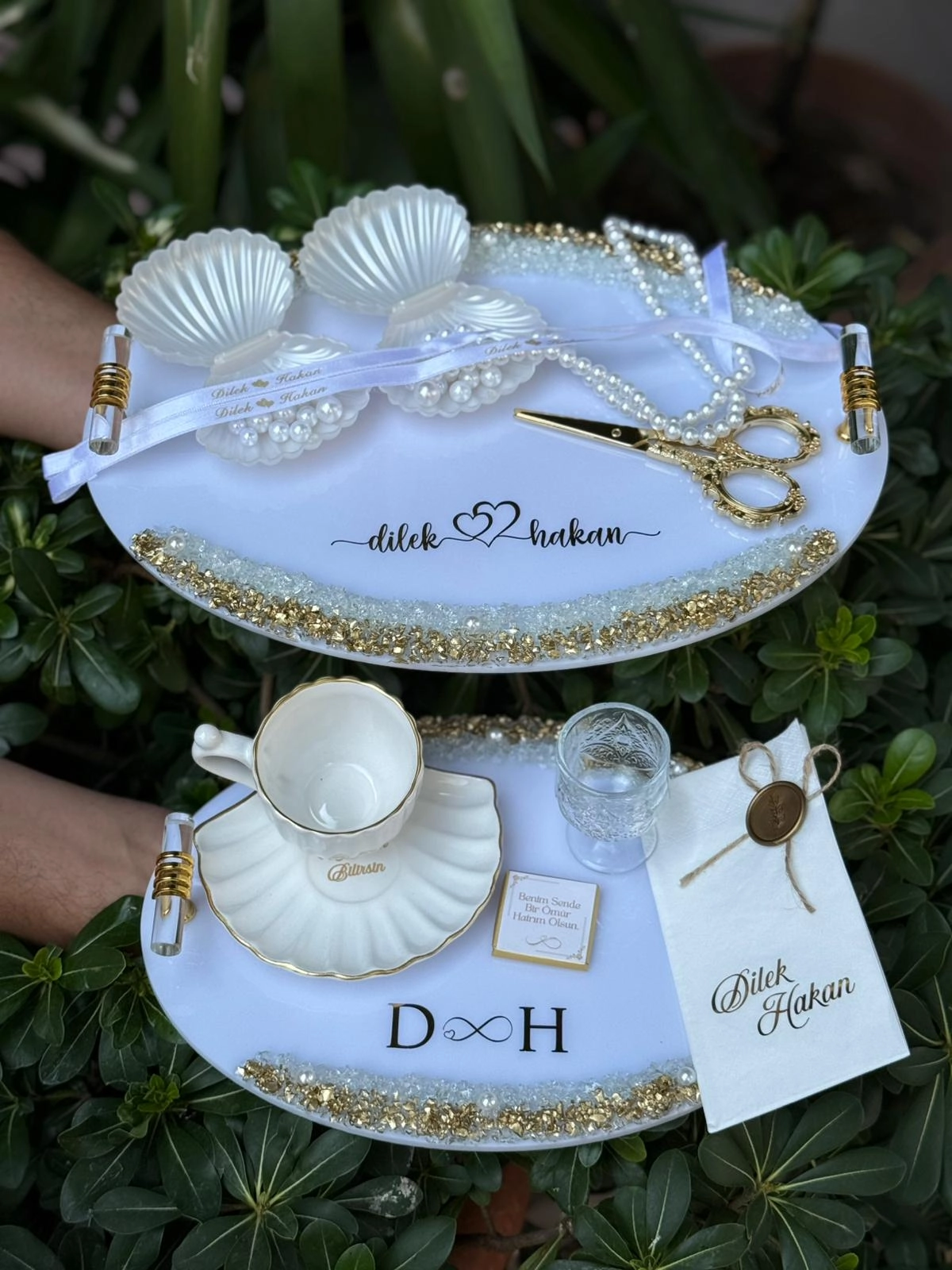 Oval Tasarımlı Kişiye Özel Taşlı Pleksi Söz & Damat Kahvesi Tepsi Seti