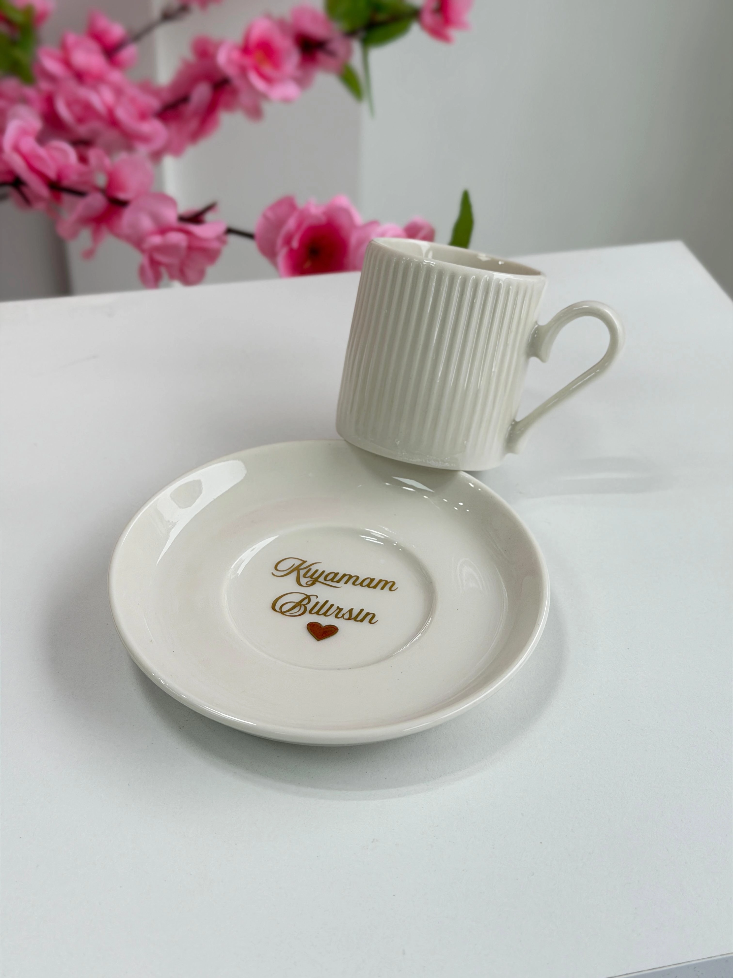 Damat Fincanı